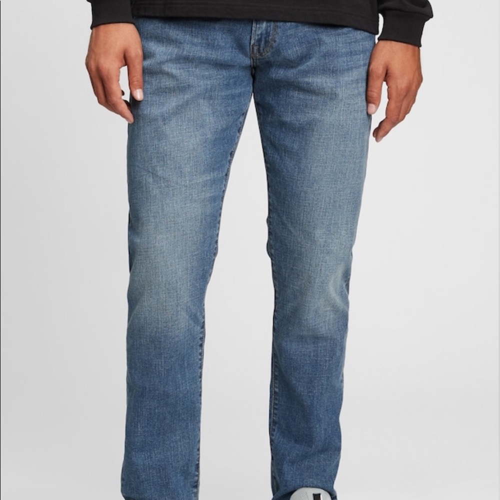 Mens Athletic Taper Jeans